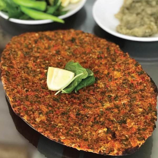 Evde Kolay Lahmacun Tarifi İçin Gereken Malzemeler